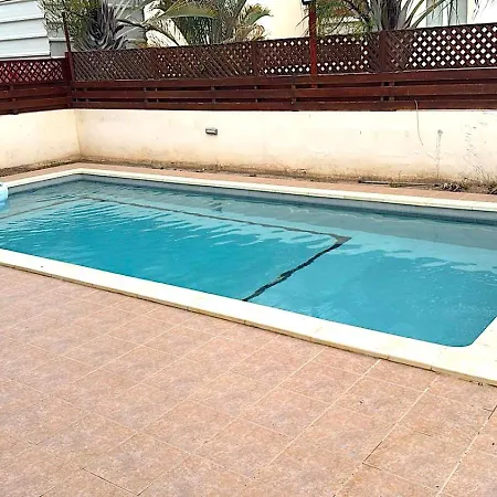 Townbeach With Private Pool Villa Voroklini
