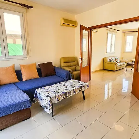 Townbeach With Private Pool